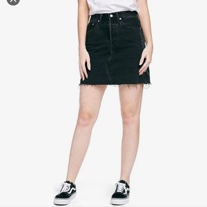 NWT LEVI’S deconstructed skirt
